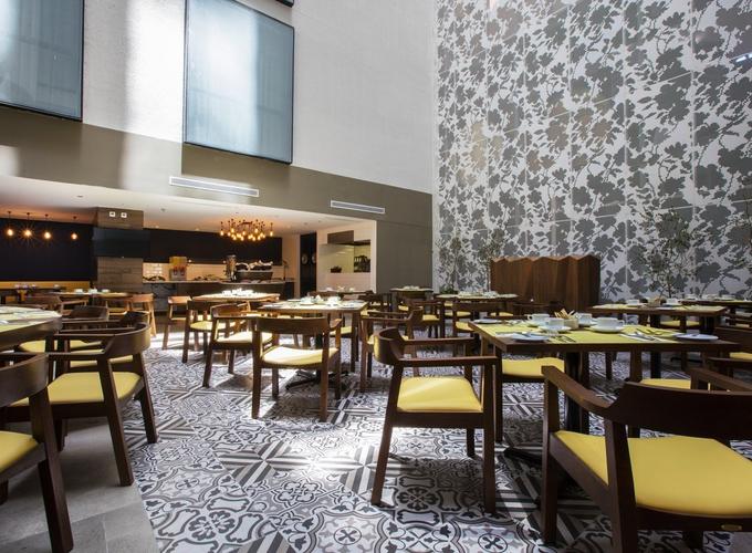 Restaurante Urban Krystal Urban® Guadalajara Restaurante Urban Krystal Urban® Guadalajara